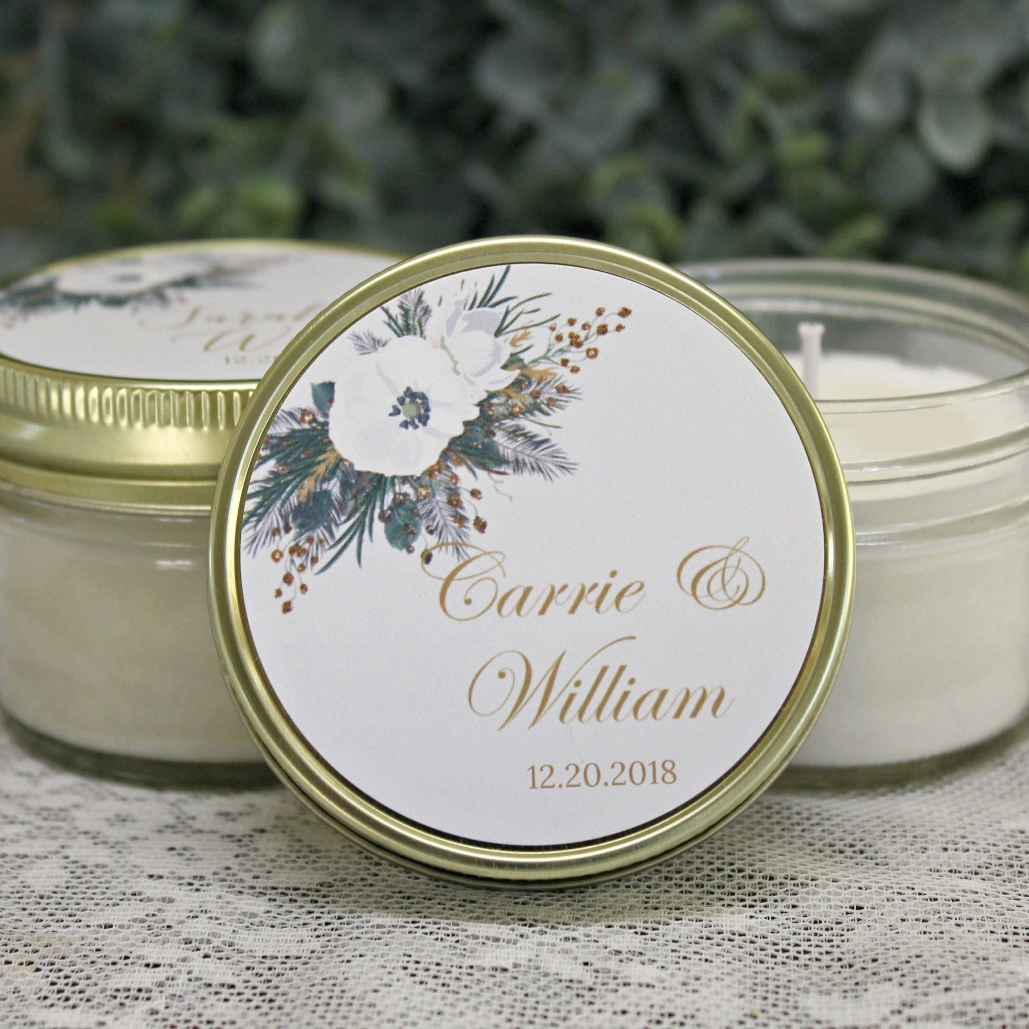 Evergreen & White Floral Favor