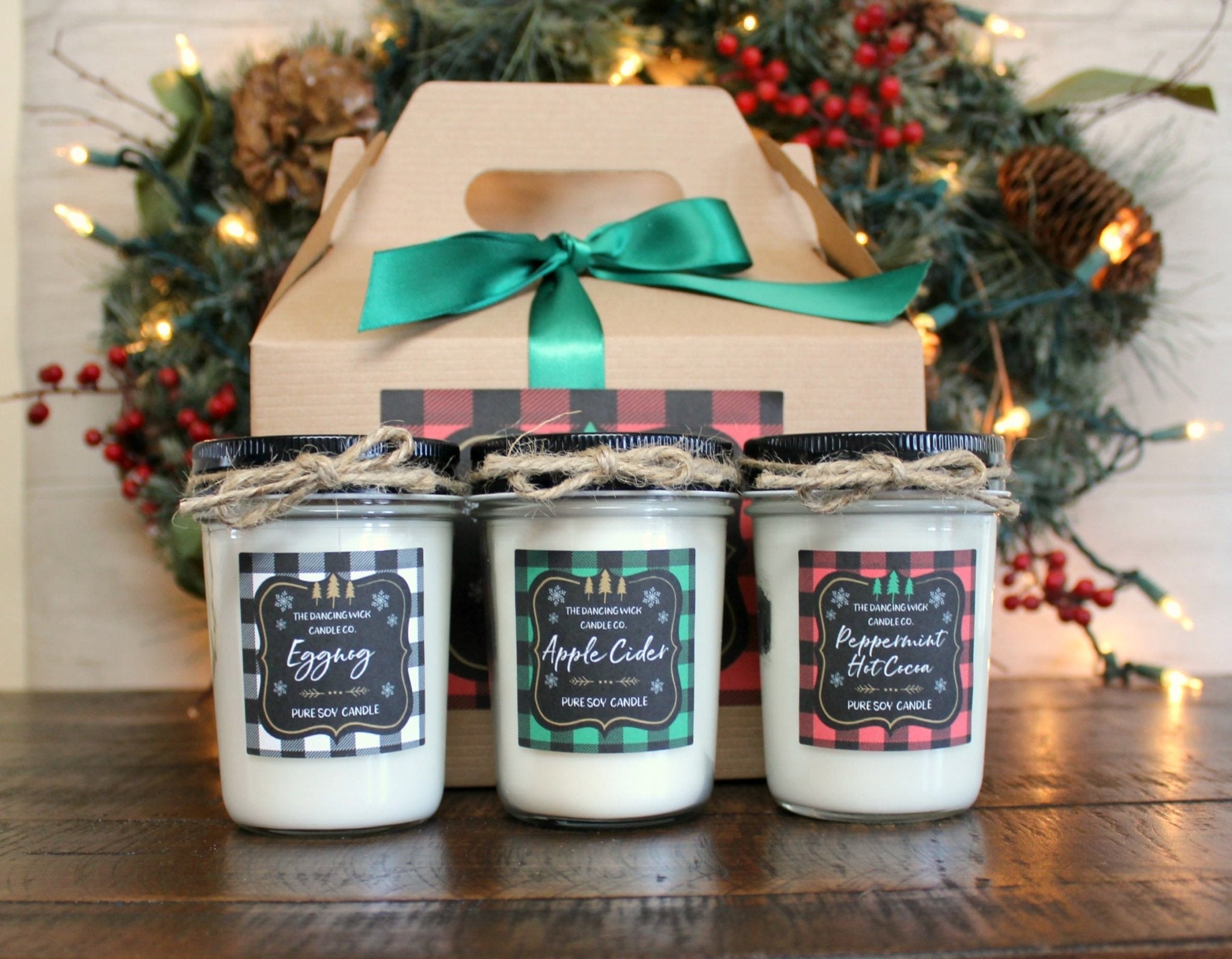 Buffalo Plaid Christmas Candle Gift Set - The Dancing Wick