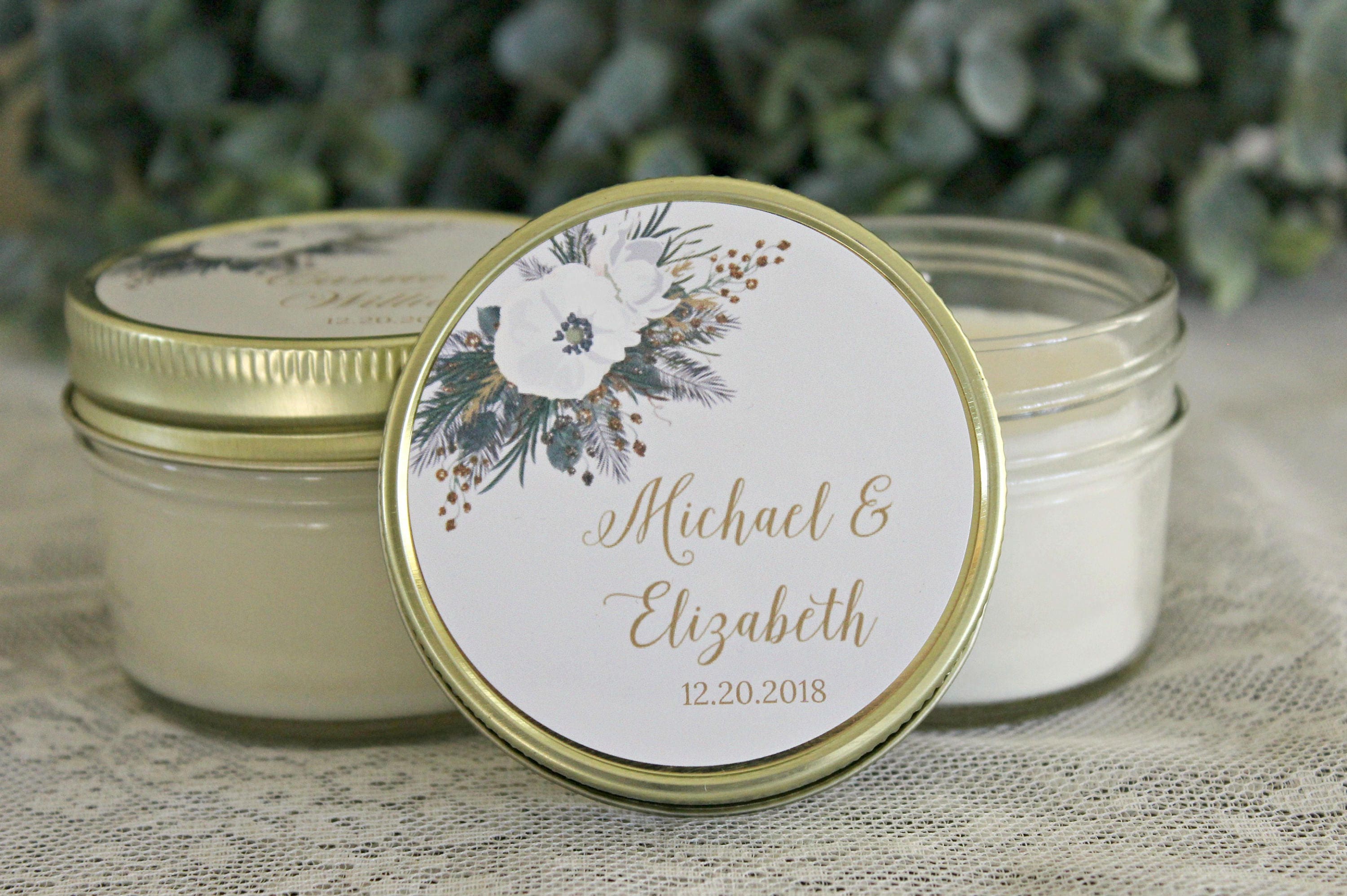 Evergreen & White Floral Favor