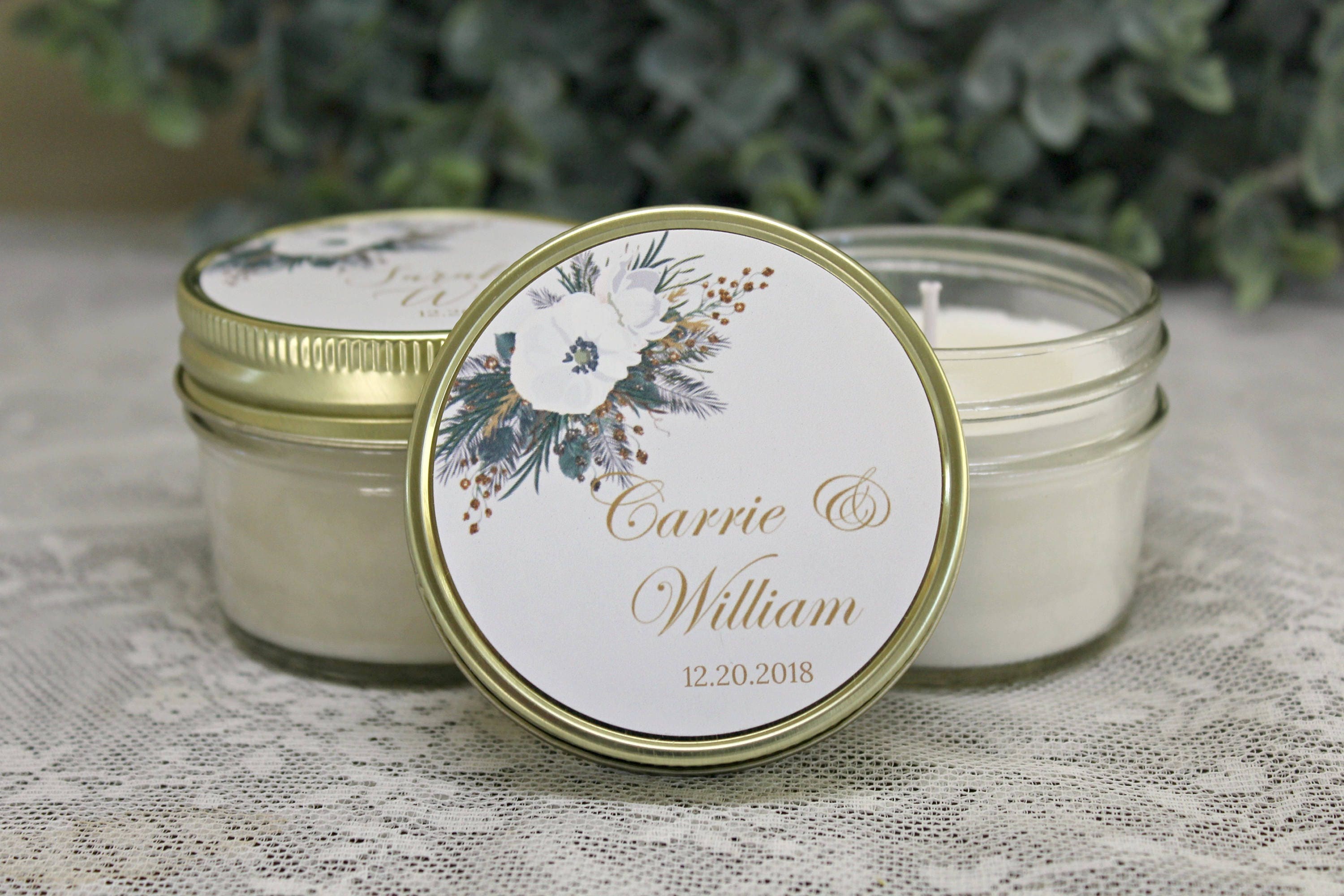 Evergreen & White Floral Favor