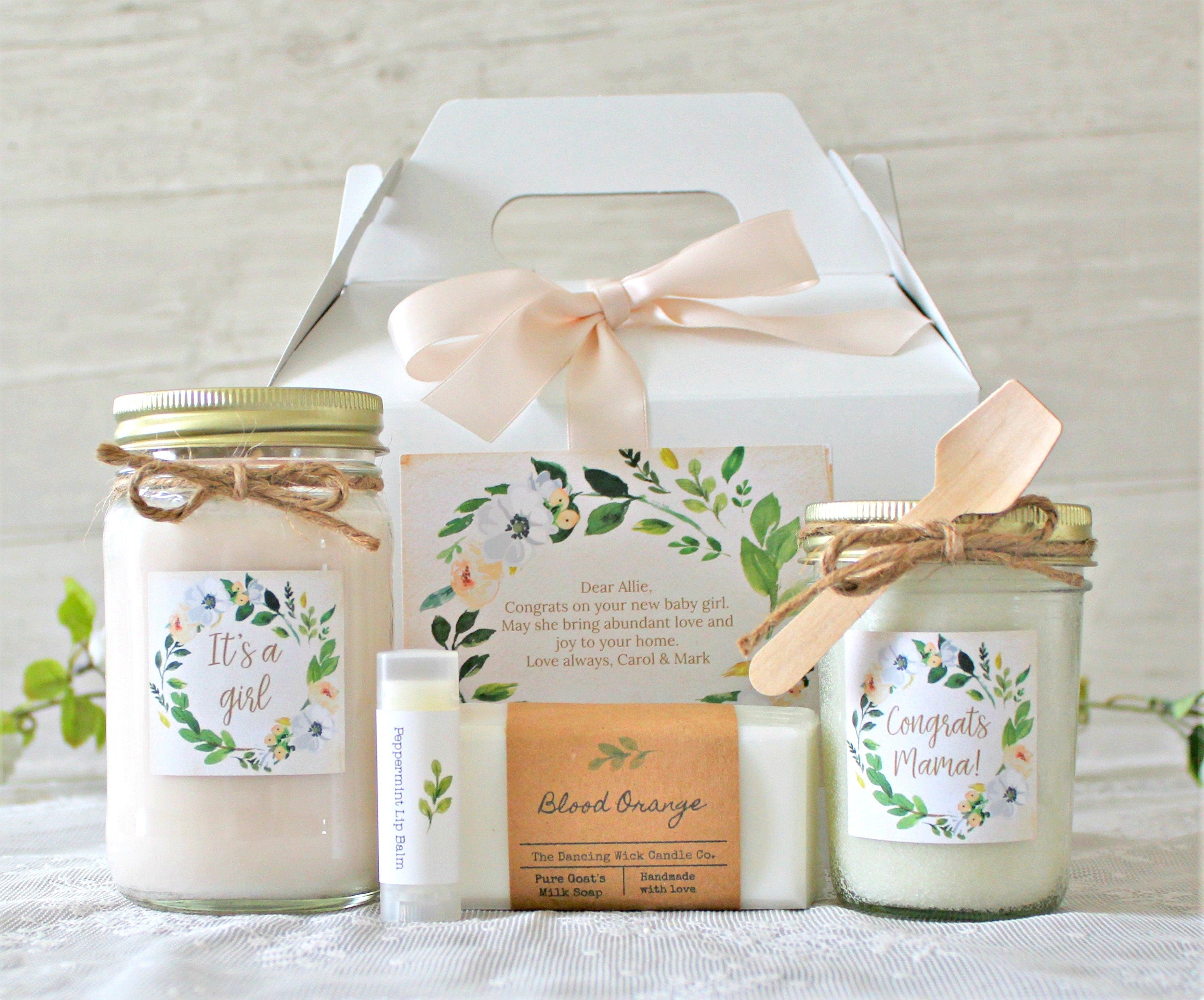 New Mom gift basket / Pregnancy Gift / Welcome Baby Gift / Ship a Gift / Candle Gift / New Baby Gift / Spa Gift set for mom / Personalized